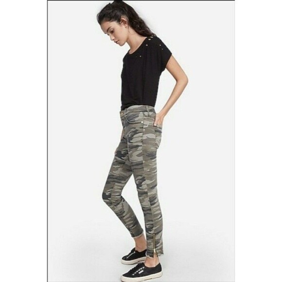 Express, Women's Stretch Ankle Zip Leggings Mid-Rise Size 8 Camou Pants - Picture 3 of 14